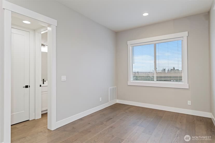 Property photo for 13045 75th Place S, Seattle photo 14