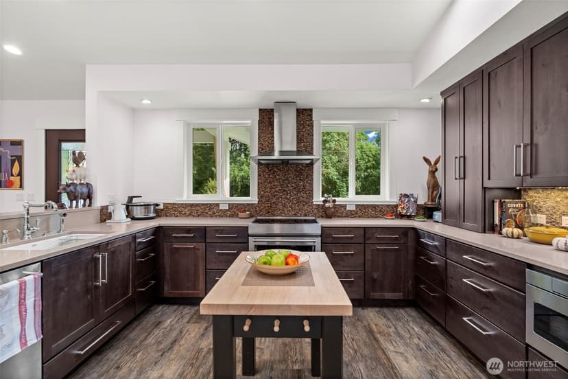 Property photo for 9604 Ridgeway, Gig Harbor photo 12