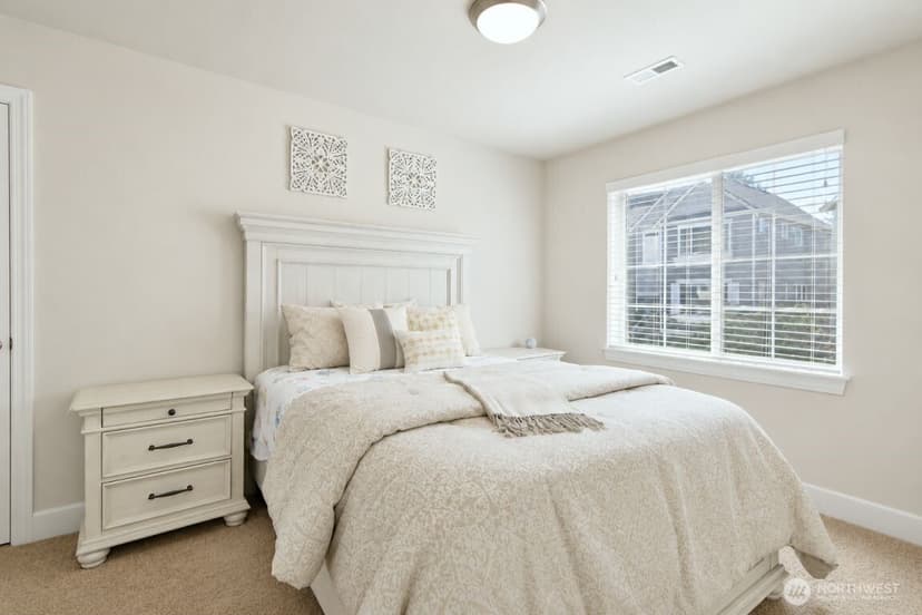 Property photo for 19607 25th Drive SE, Bothell photo 18