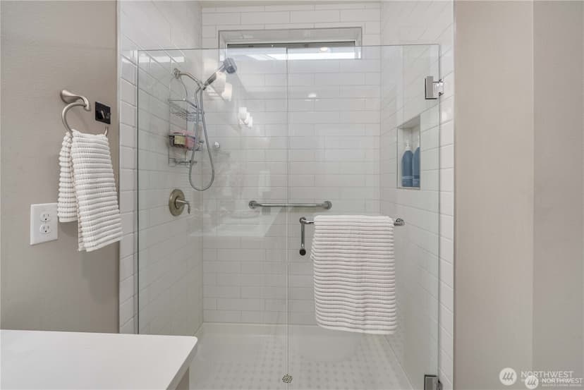 Property photo for 14605 179th Avenue E, Bonney Lake photo 19