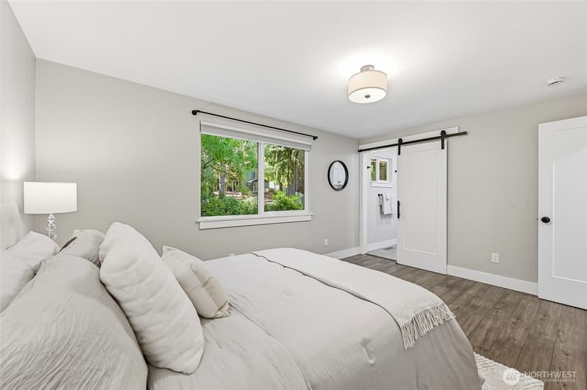Property photo for 24014 57th Avenue SE, Woodinville photo 15