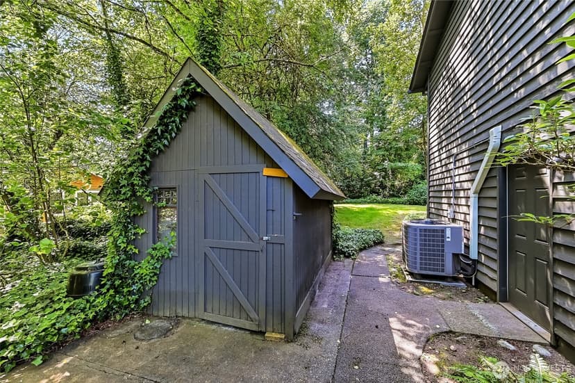 Property photo for 24014 57th Avenue SE, Woodinville photo 35