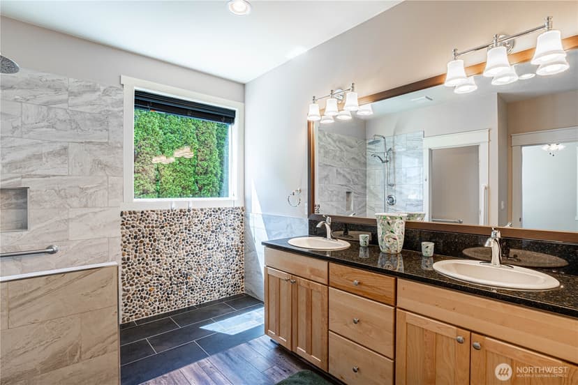 Property photo for 1000 Sunset Lane, Chelan photo 14
