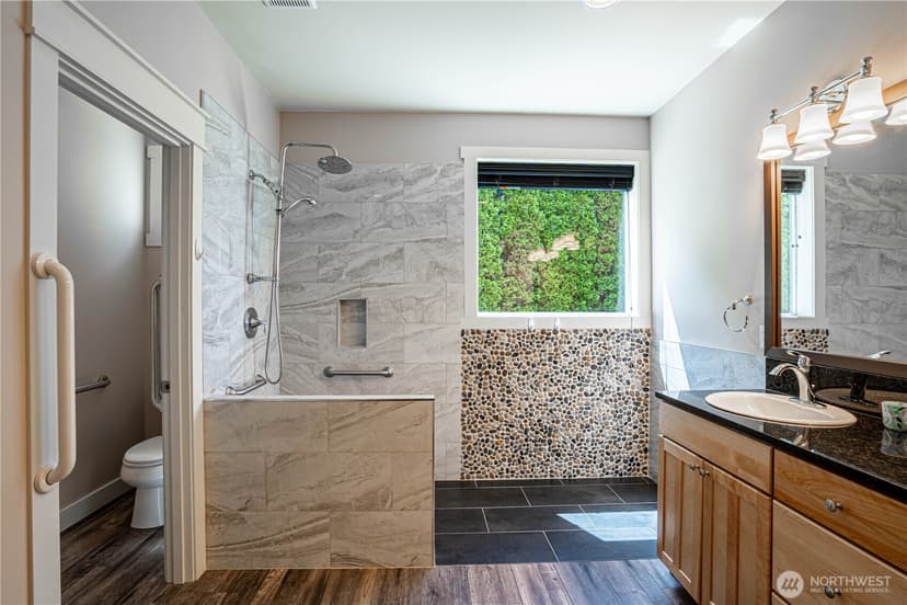 Property photo for 1000 Sunset Lane, Chelan photo 13