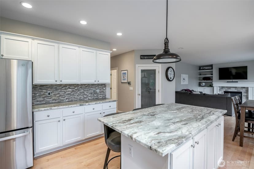 Property photo for 2701 91st Avenue E, Edgewood photo 10