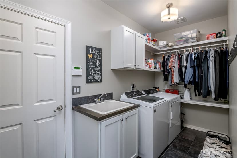 Property photo for 2701 91st Avenue E, Edgewood photo 14