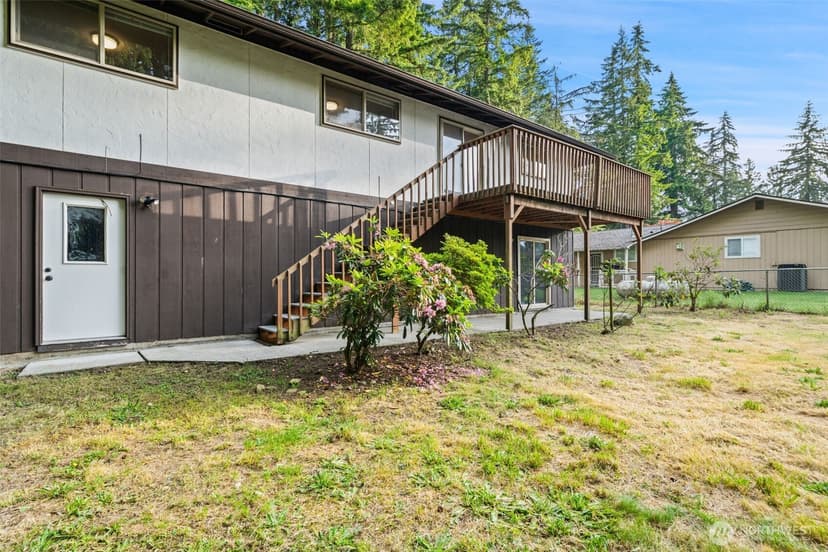Property photo for 8785 SE Sedgwick Road, Port Orchard photo 34