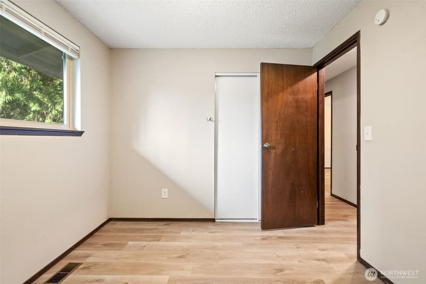 Property photo for 8785 SE Sedgwick Road, Port Orchard photo 18