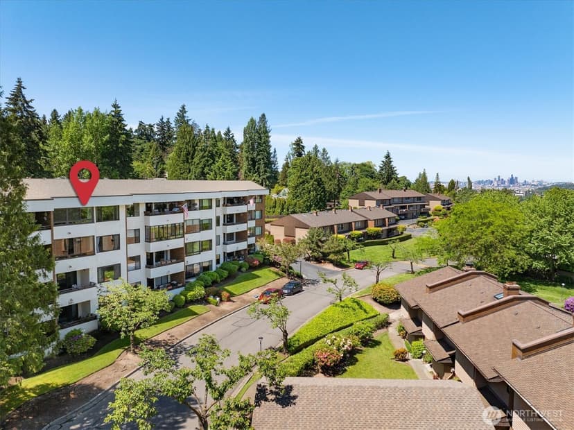 Property photo for 10823 Glen Acres Drive S #D, Seattle photo 2