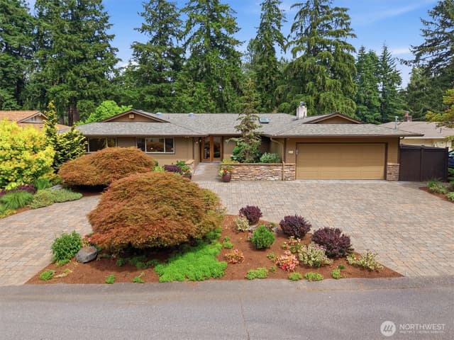 Property photo for 216 131st Avenue NE, Bellevue