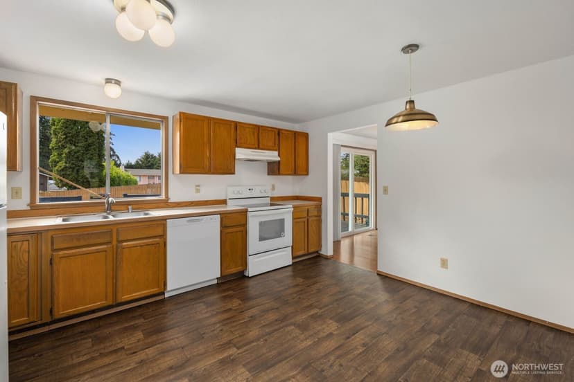 Property photo for 31721 4th Avenue S, Federal Way photo 14