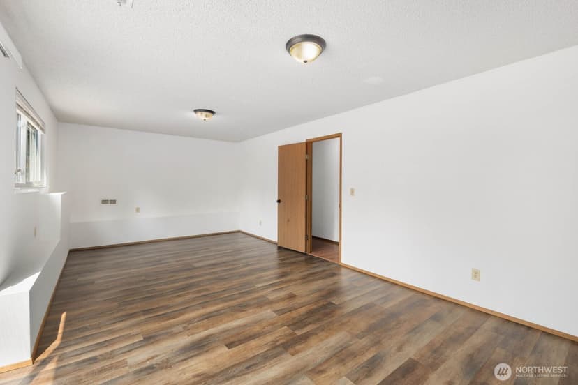 Property photo for 31721 4th Avenue S, Federal Way photo 25