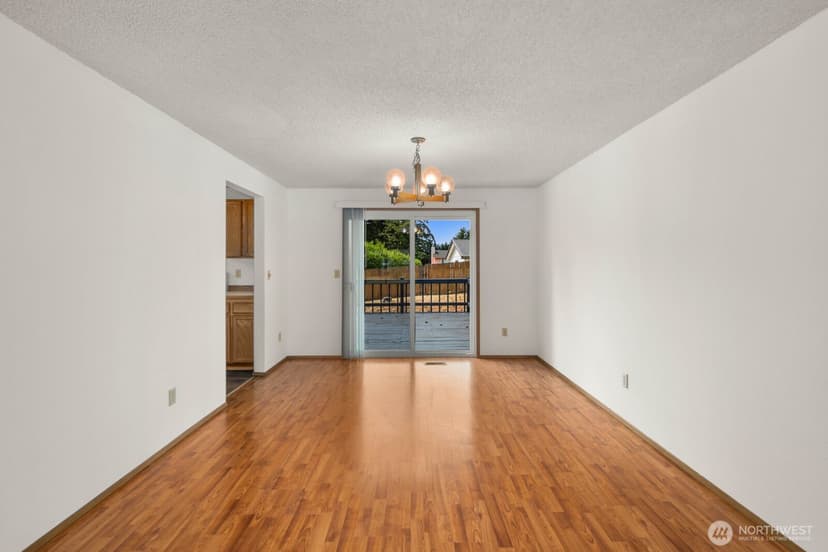 Property photo for 31721 4th Avenue S, Federal Way photo 8
