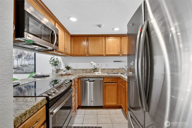 Property photo for 7370 West Lake Sammamish Parkway #2-106, Redmond photo 4