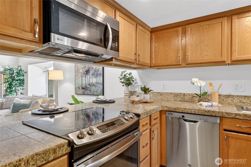 Property photo for 7370 West Lake Sammamish Parkway #2-106, Redmond photo 6