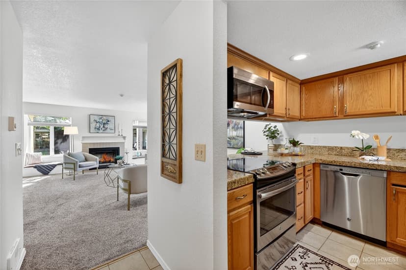 Property photo for 7370 West Lake Sammamish Parkway #2-106, Redmond photo 3
