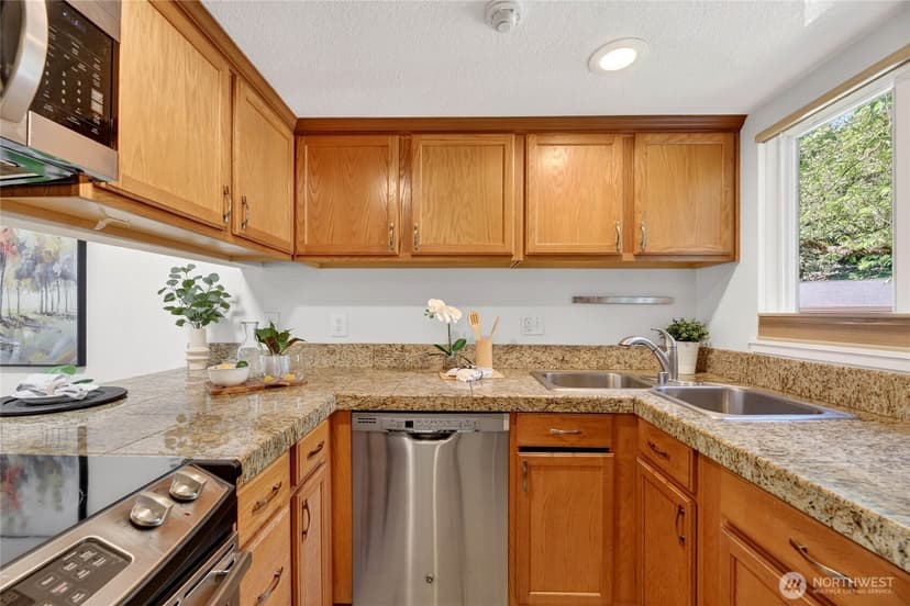 Property photo for 7370 West Lake Sammamish Parkway #2-106, Redmond photo 5