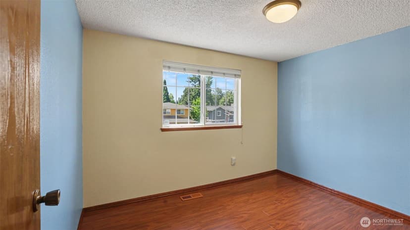 Property photo for 3208 SE 19th Court, Renton photo 12