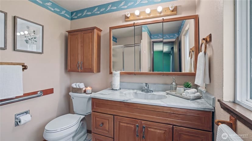 Property photo for 3208 SE 19th Court, Renton photo 18