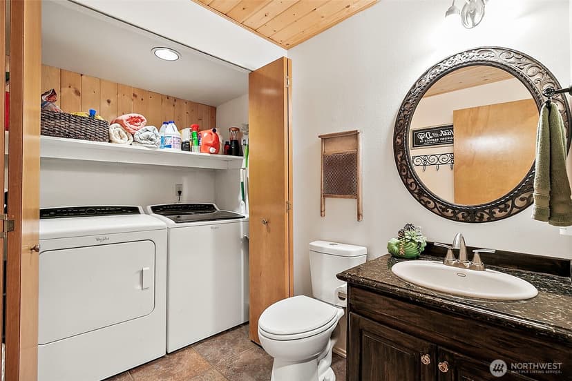 Property photo for 1340 Maloney Grove Avenue SE, North Bend photo 14