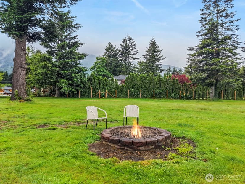 Property photo for 1340 Maloney Grove Avenue SE, North Bend photo 30