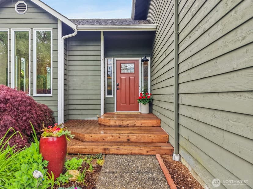 Property photo for 1340 Maloney Grove Avenue SE, North Bend photo 4