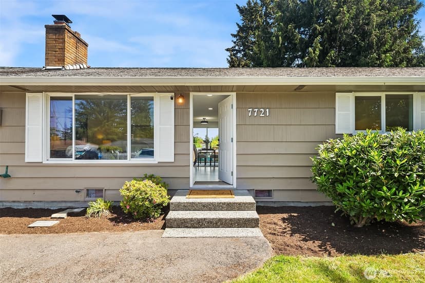 Property photo for 7721 Tyee Road, Everett photo 4
