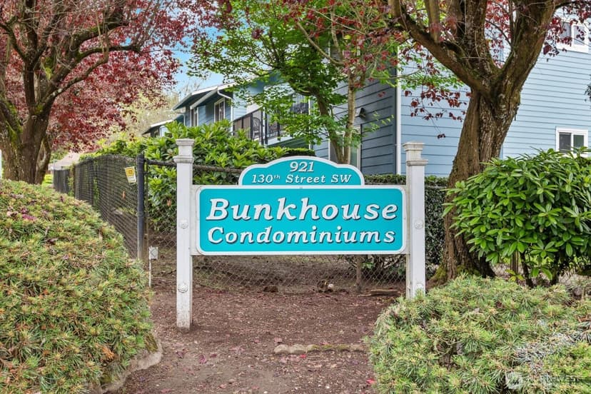 Property photo for 921 130th Street SW #C203, Everett photo 5