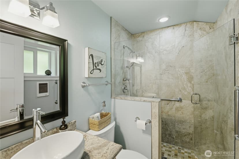 Property photo for 7110 Vandermark Road E, Bonney Lake photo 34