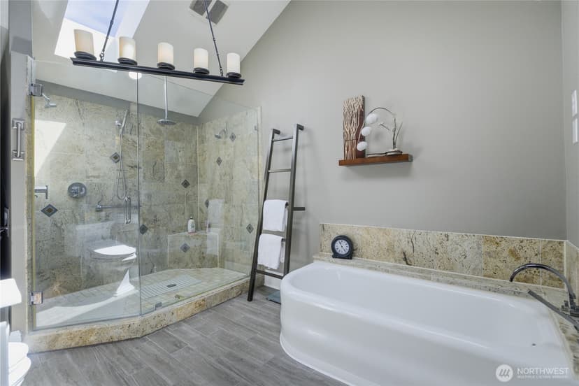 Property photo for 7110 Vandermark Road E, Bonney Lake photo 23