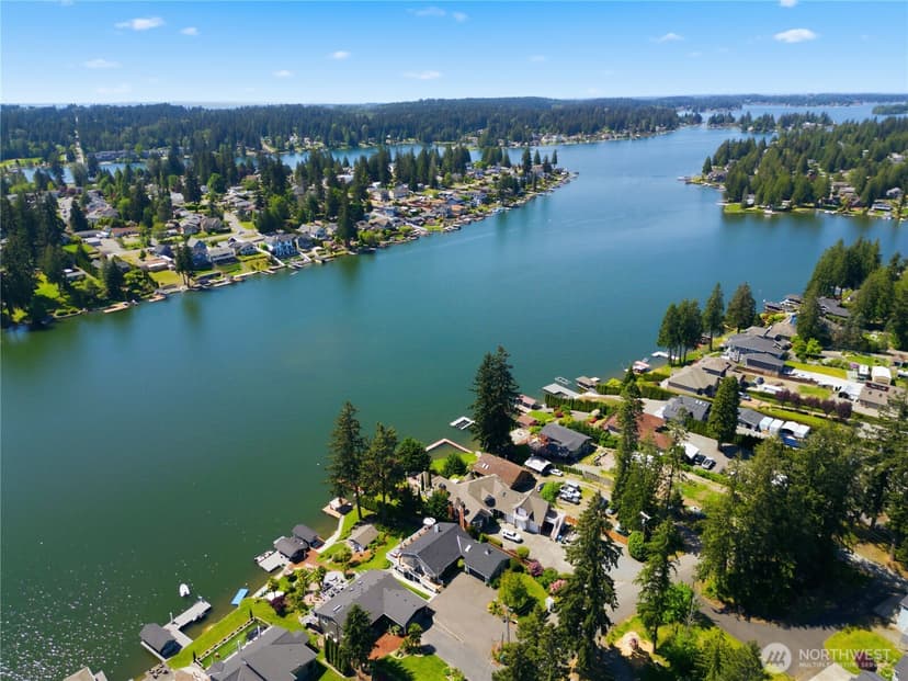 Property photo for 7110 Vandermark Road E, Bonney Lake photo 11