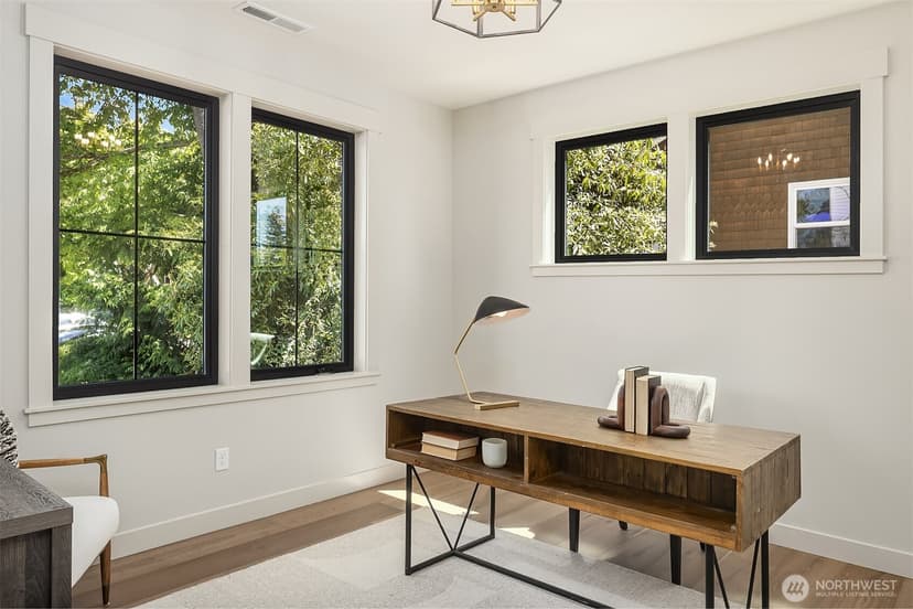 Property photo for 7321 48th Avenue NE, Seattle photo 15