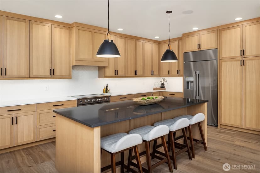 Property photo for 7321 48th Avenue NE, Seattle photo 11