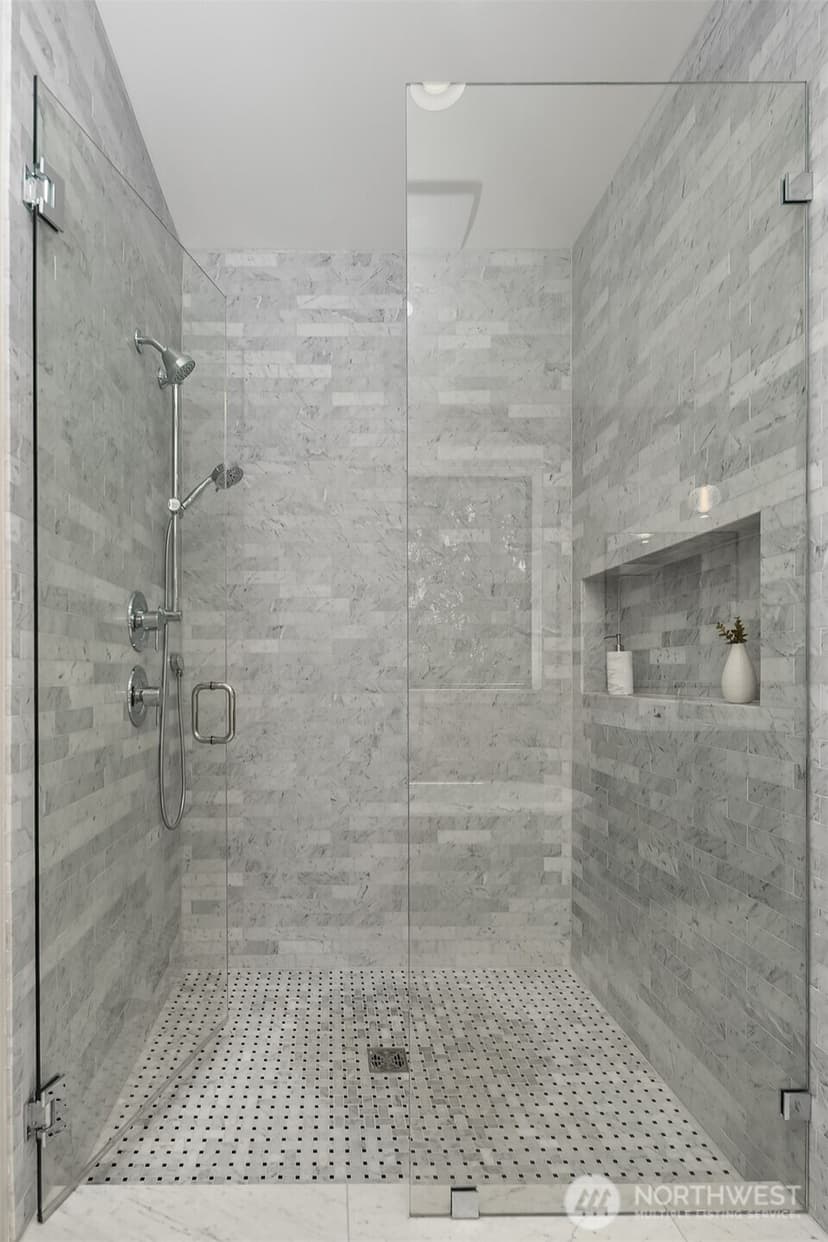 Property photo for 7321 48th Avenue NE, Seattle photo 22
