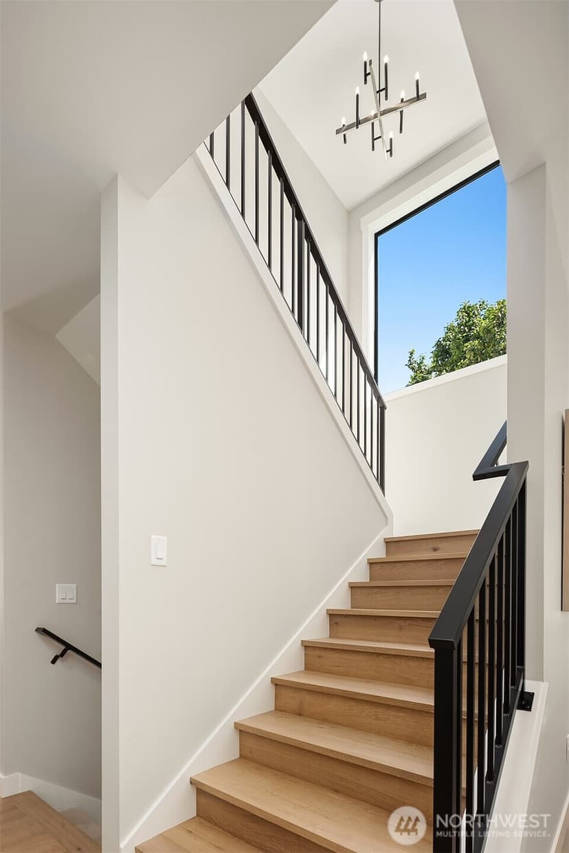 Property photo for 7321 48th Avenue NE, Seattle photo 18