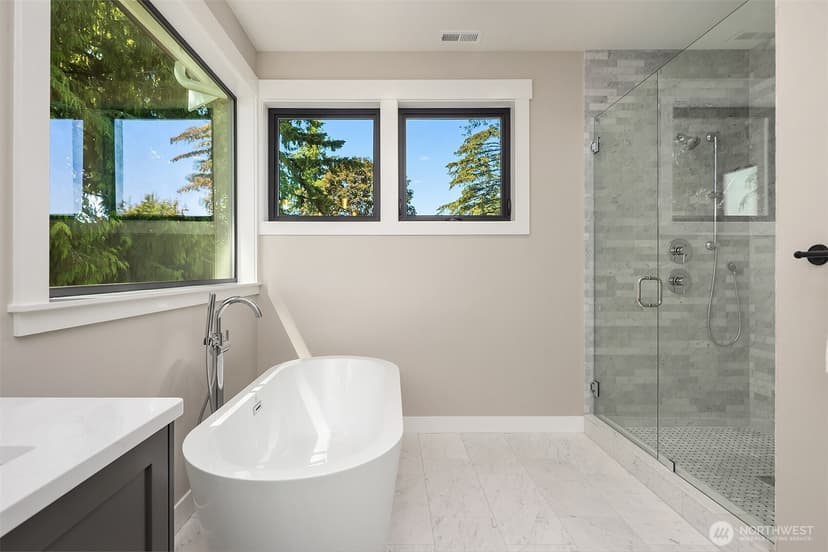Property photo for 7321 48th Avenue NE, Seattle photo 21