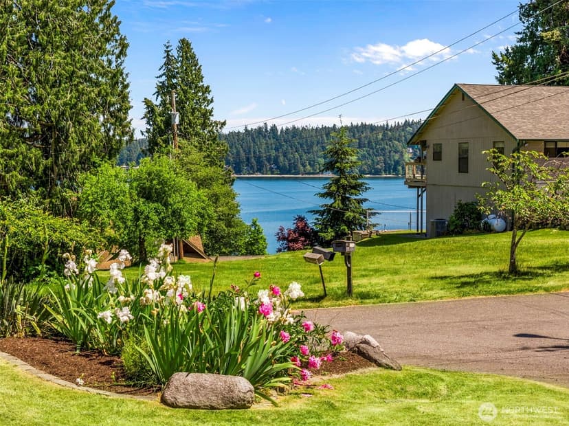 Property photo for 8989 NE Nevada Street, Bremerton photo 4