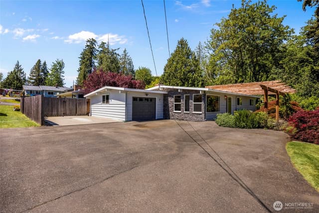 Property photo for 8989 NE Nevada Street, Bremerton photo 2