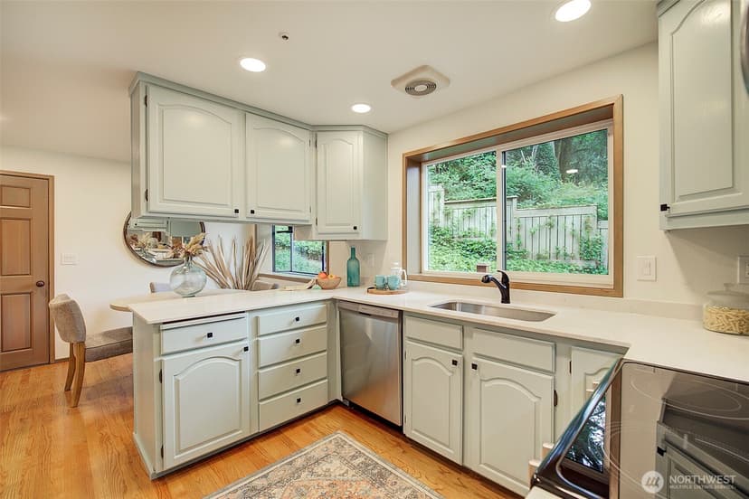 Property photo for 19616 61st Place NE #8, Kenmore photo 12