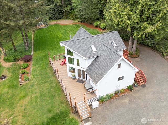 Property photo for 9393 Phillips Road SE, Port Orchard photo 3