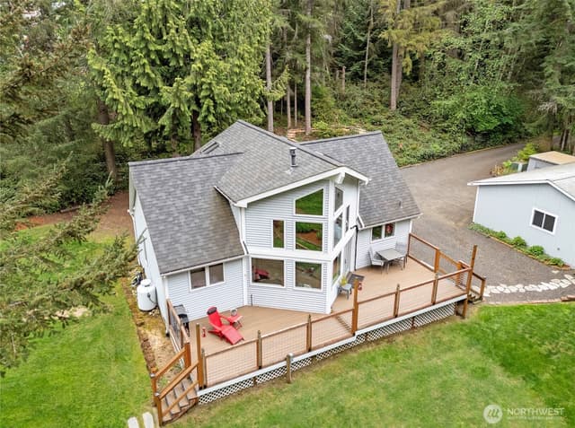 Property photo for 9393 Phillips Road SE, Port Orchard photo 2