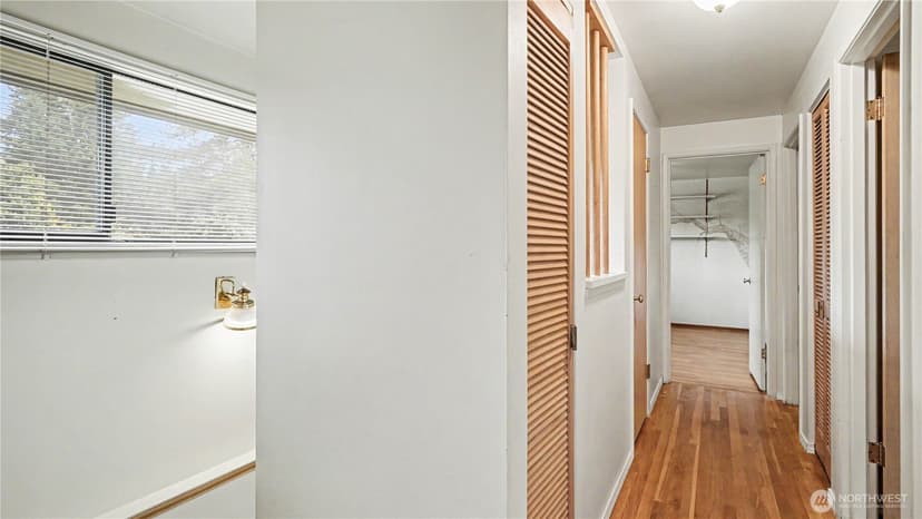 Property photo for 3437 77th Avenue SE, Mercer Island photo 16