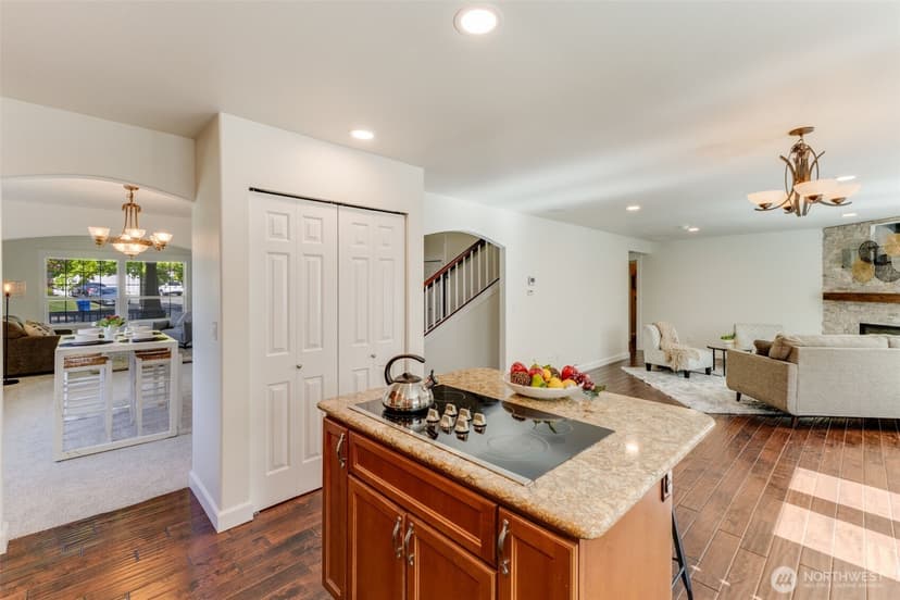 Property photo for 1820 34th Street SE, Puyallup photo 9