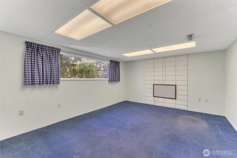Property photo for 20907 4th Place S, Des Moines photo 17