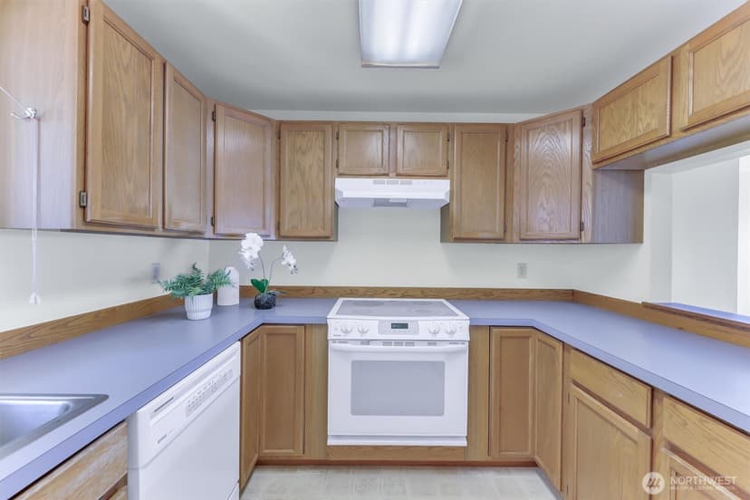 Property photo for 20907 4th Place S, Des Moines photo 10