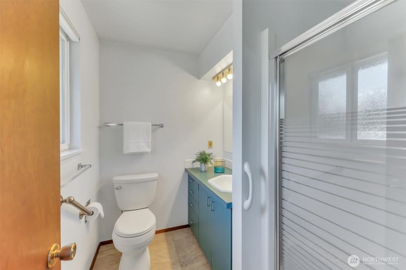 Property photo for 20907 4th Place S, Des Moines photo 16