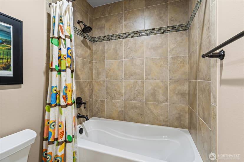 Property photo for 11226 Greystone Drive SW, Lakewood photo 34