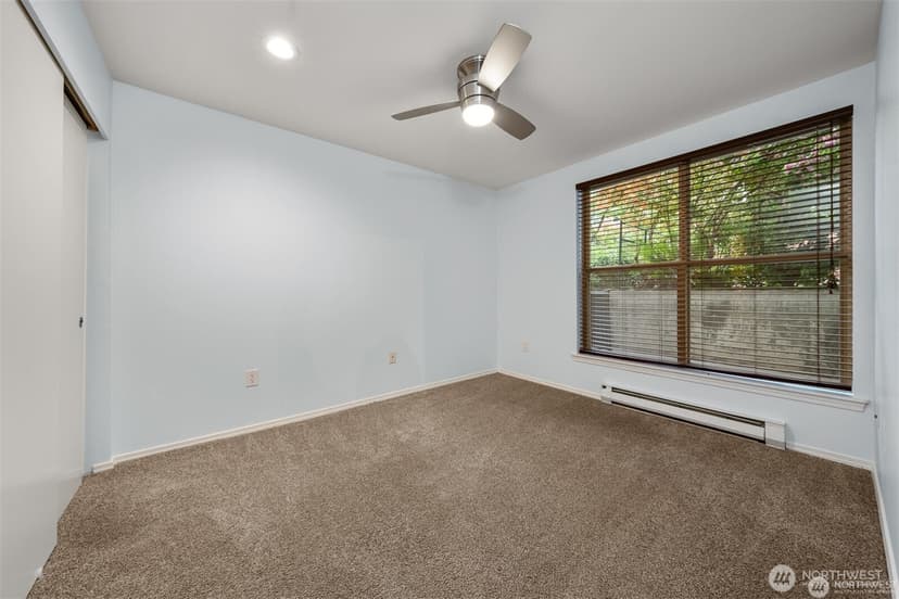 Property photo for 1323 Boren Avenue #206, Seattle photo 6