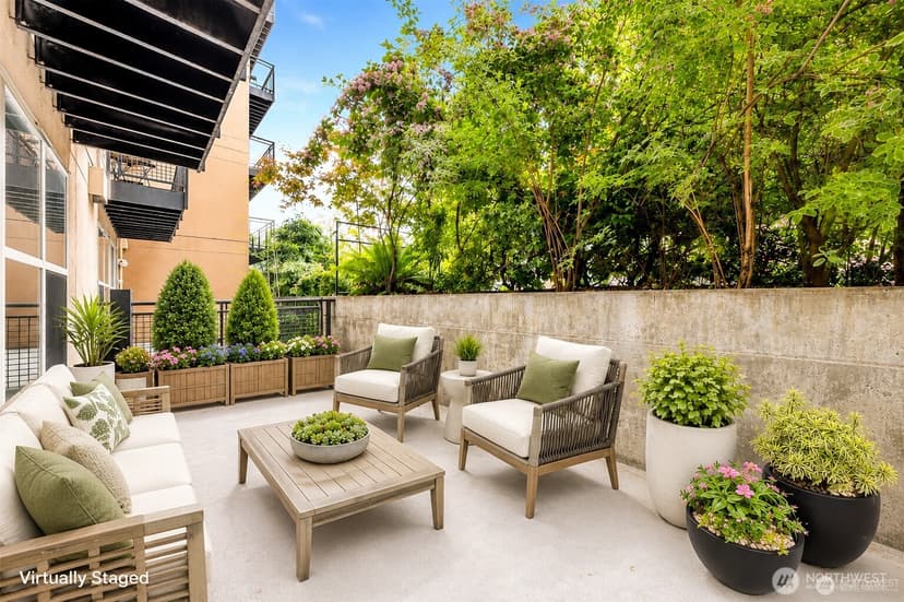 Property photo for 1323 Boren Avenue #206, Seattle photo 13