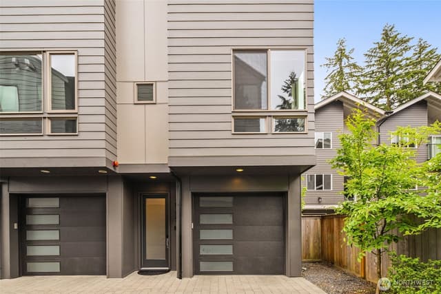 Property photo for 18355 3rd Avenue NE, Shoreline
